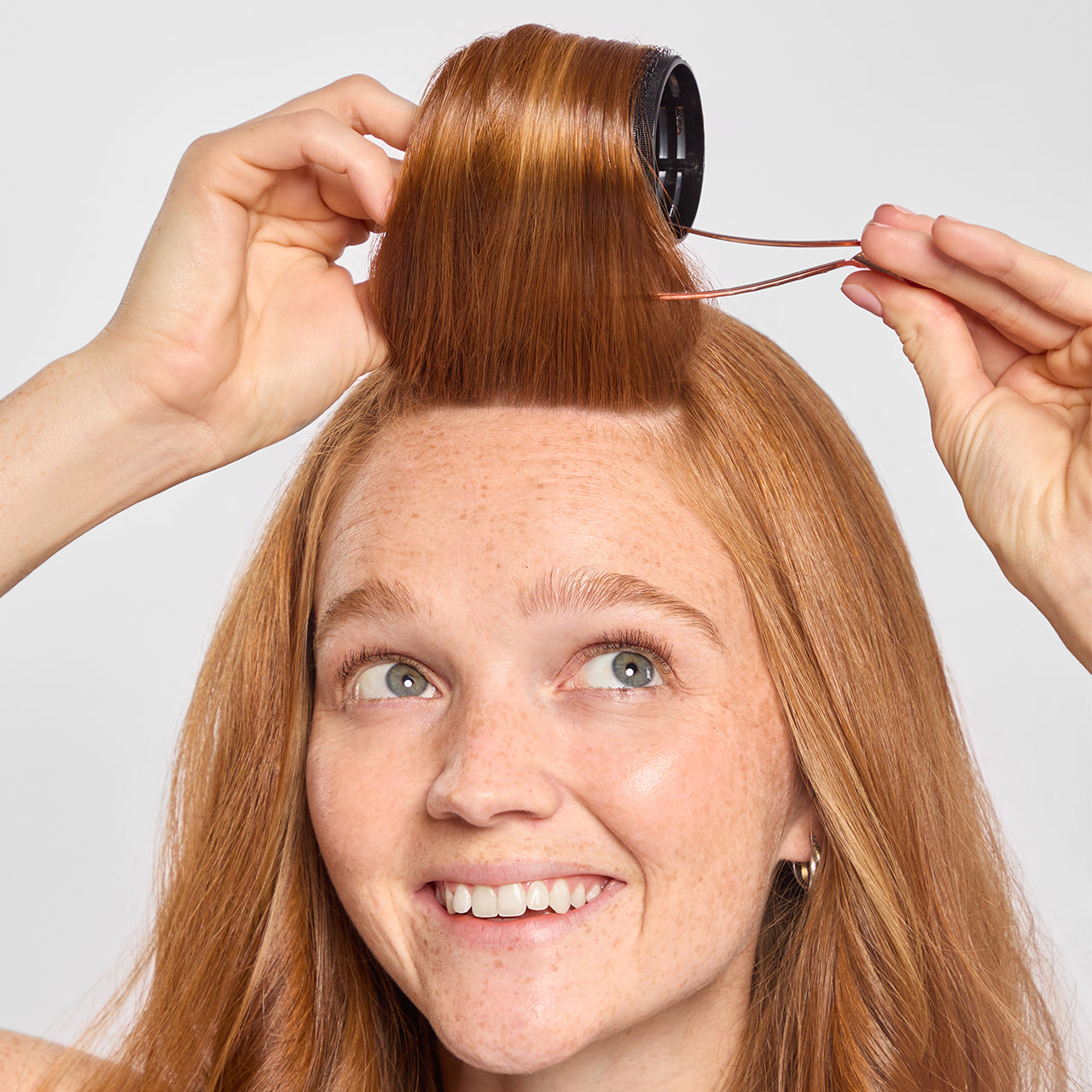 0331-KitschxHairByChrissy-CeramicThermalRollers-Model-1280x1280px-1.jpg
