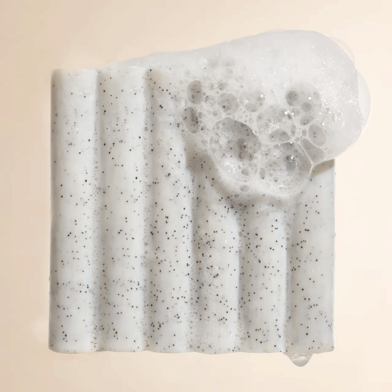 504667-JojobaBeadBodyWashBar-BottleFreeBeauty-Exfoliating-GIF-1280x1280px_1-1.gif