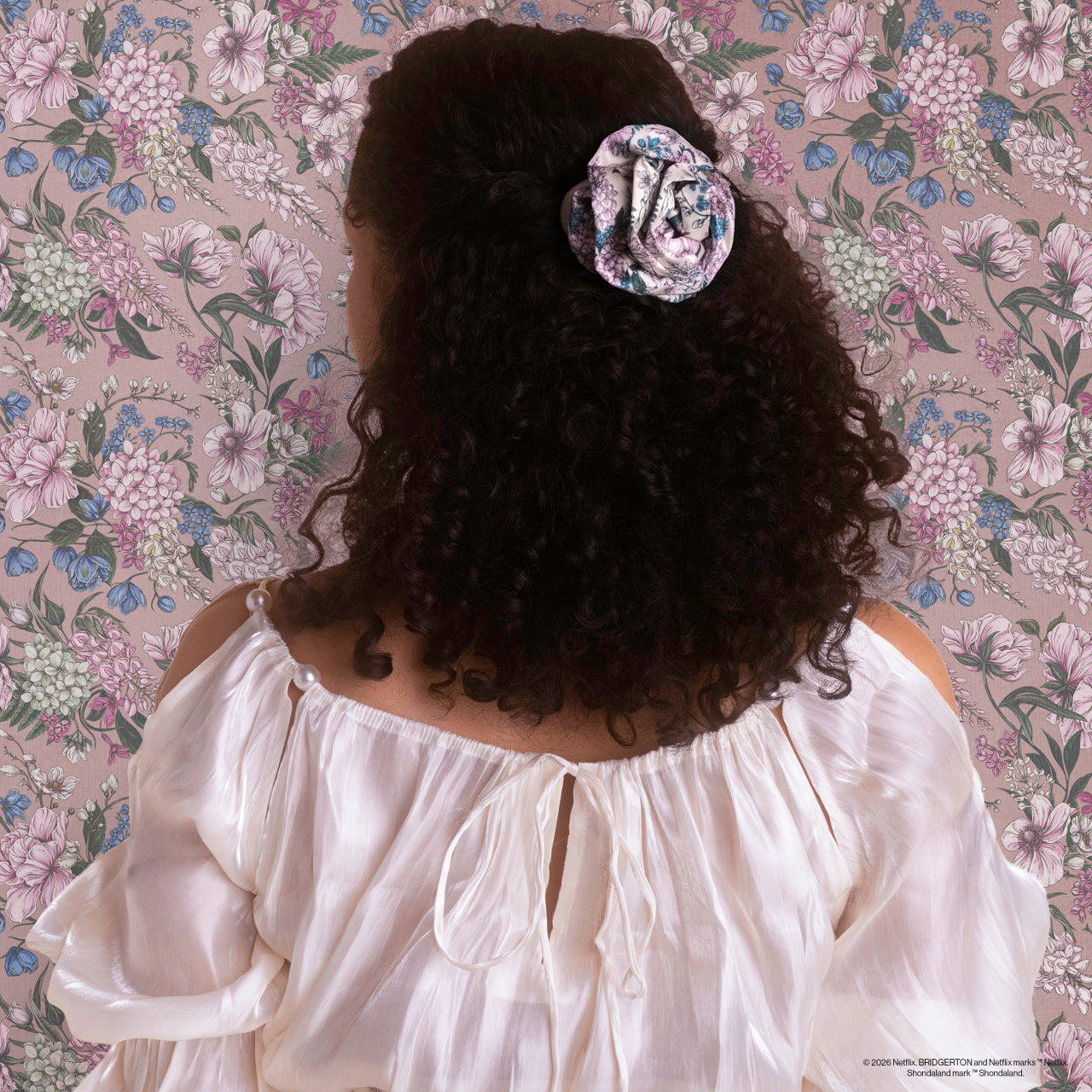 507415-BridgertonxKitsch-SatinRosetteMediumFlatCloudClip-Wisteria-Model-2-1280x1280px-1.jpg
