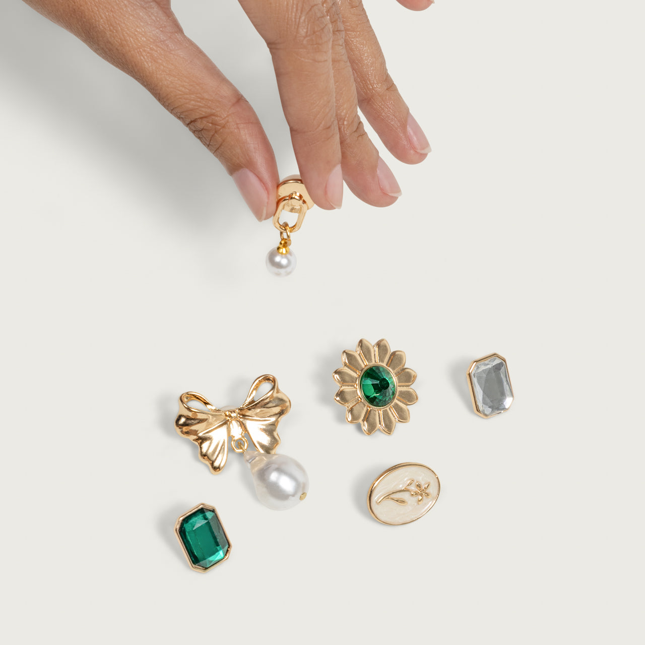 510606-KitschPopTM-Charms6pcSet-VintageEmerald-model-1280x1280px-1.jpg
