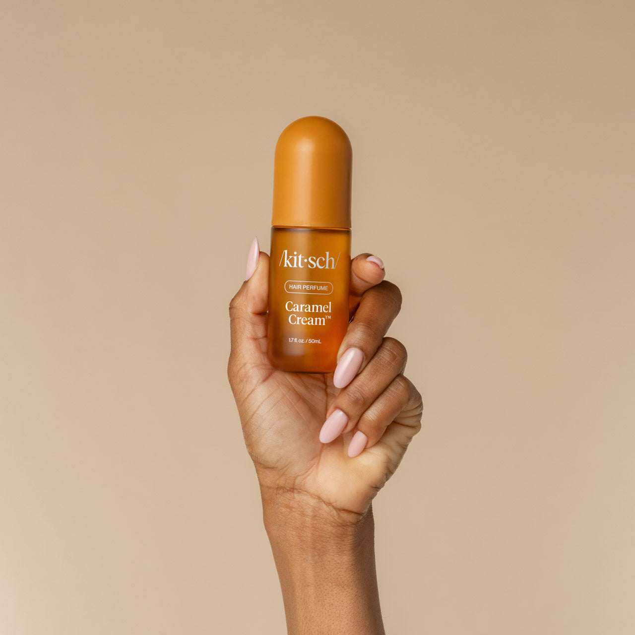 513317-CaramelCream-HairPerfume-Fragrance-Model-1280x1280px.jpg