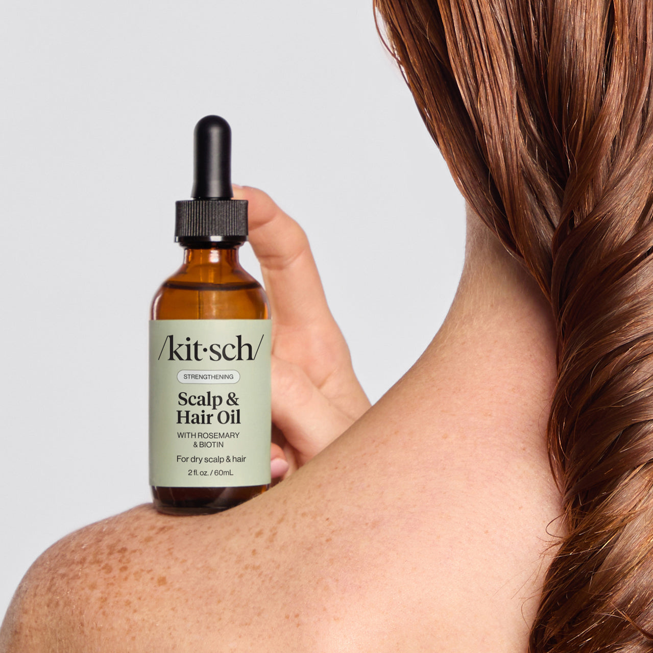 60633-StrengtheningScalp_HairOil-Rosemary_Biotin-Model-Consumables-4-1280x1280px_9921c207-fa2d-4efc-bd3e-2f6a2d87d11d-1.jpg