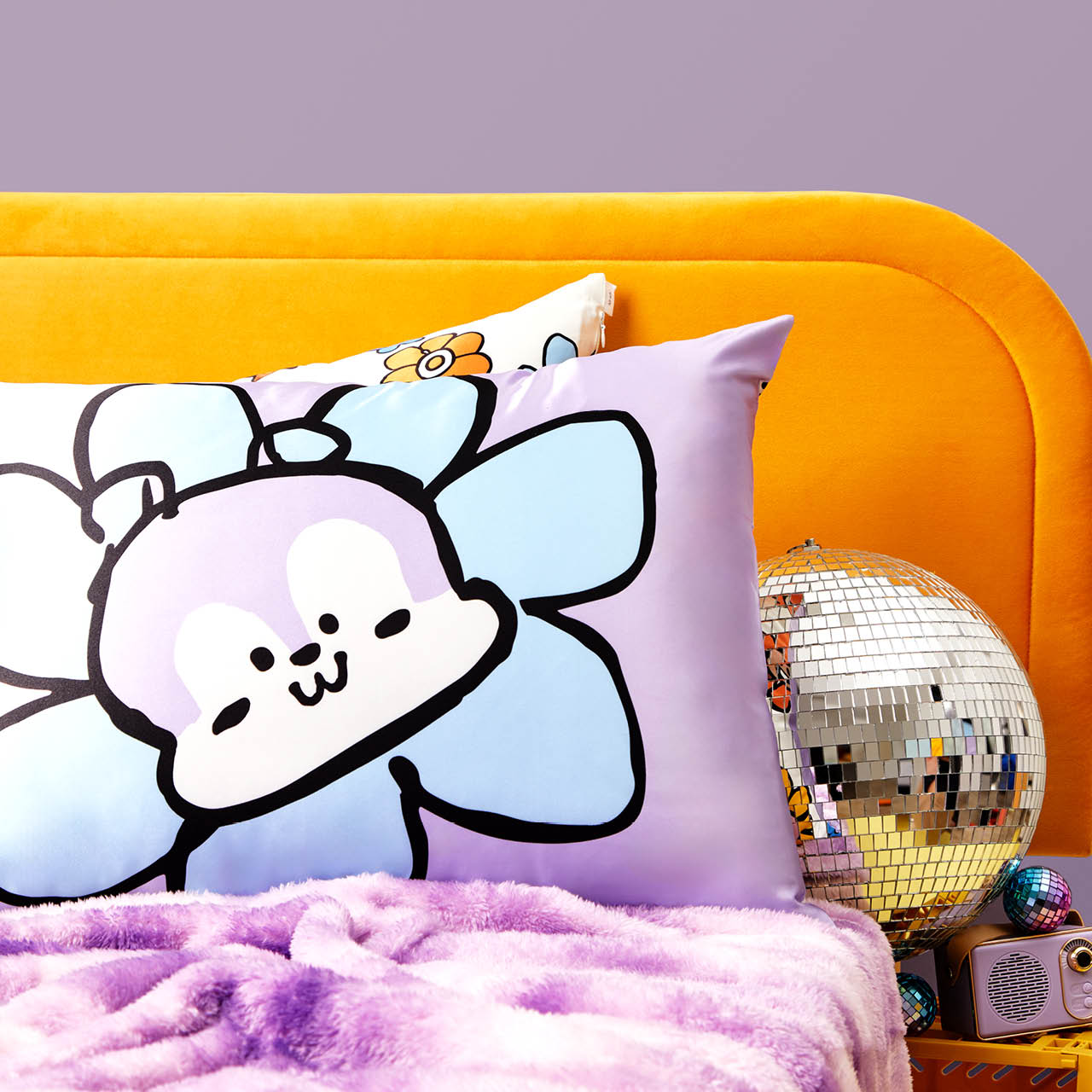 65478-65577-BT21xKitsch-CreativeProductShoot-SatinPillowcase-Mang-1280x1280px.jpg