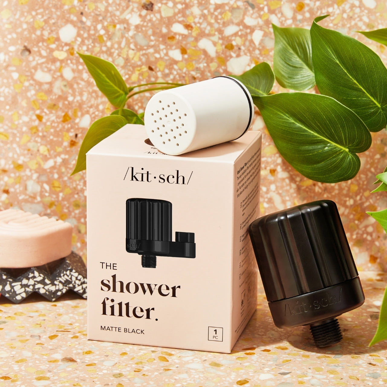 65751-64969-CreativeProductShoot-ShowerFilter-BottleFreeBeauty-Group-1280x1280px-1.jpg