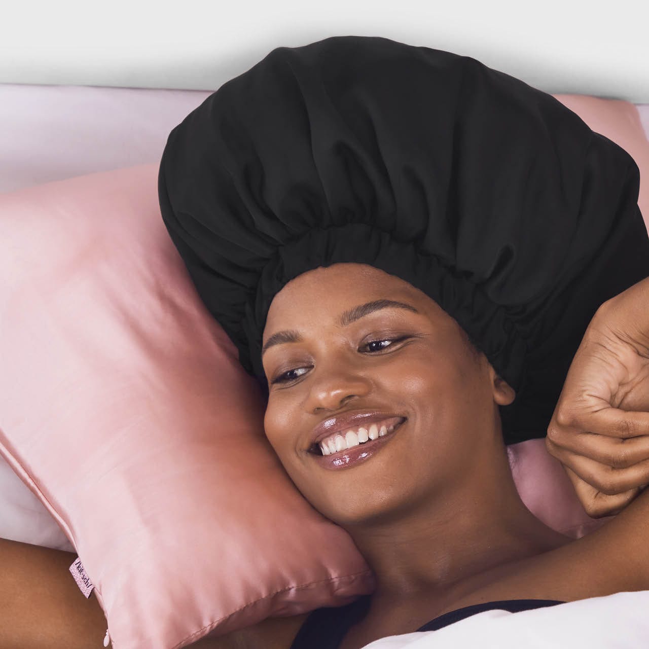 6684-beauty-satin-XL-adjustable-bonnet-black-1280x1280px-1.jpg